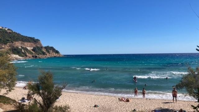 לצ'י Villa Le Corail Rouge Corse מראה חיצוני תמונה
